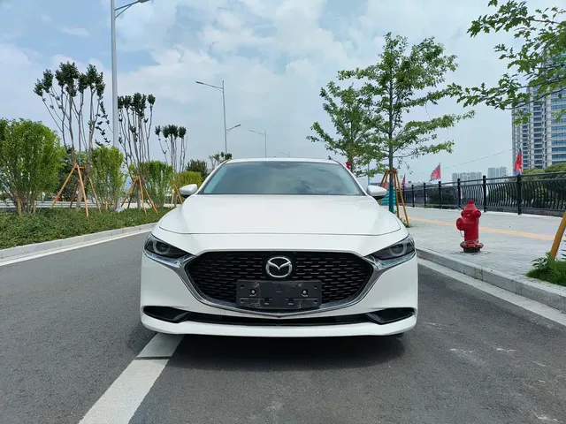 Mazda 3 Axela 2023 2.0L Automatic Premium Edition