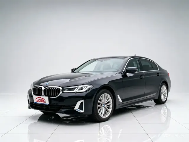BMW 5 Series 2022 Facelift 525Li Luxury Package