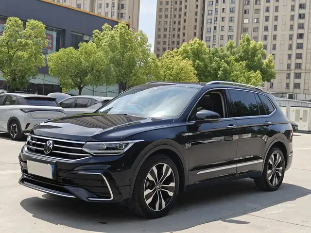 Volkswagen Tiguan L 2023 330TSI Auto 2WD R-Line Premium Edition