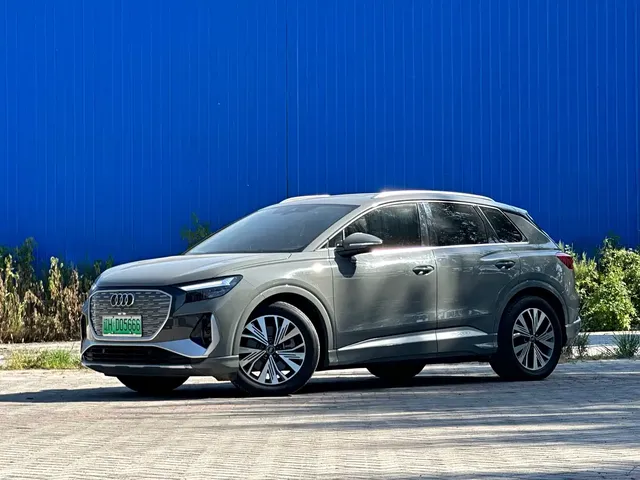 Audi Q4 e-tron 2023 40 e-tron Pioneer Edition