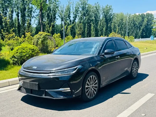 Geely Galaxy A7 2025 EM-i