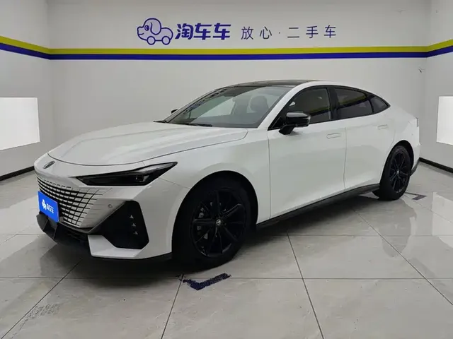 Changan UNI-V 2022 1.5T Premium Model