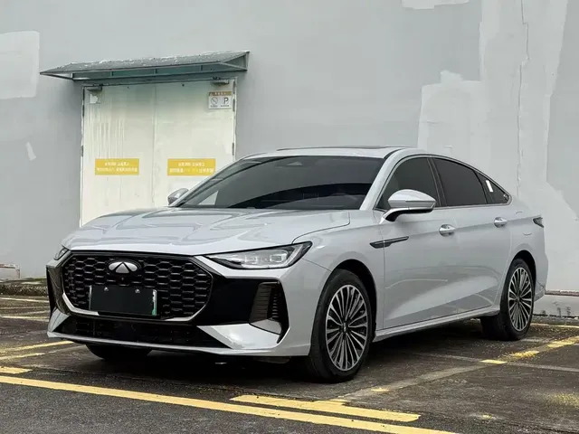 Chery Fengyun A8L 2025 1.5TGDI 145km Luxury