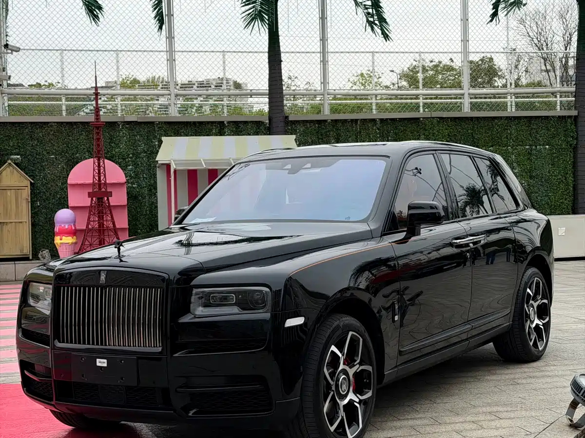 Rolls-Royce Cullinan 2018 4-Seater Version