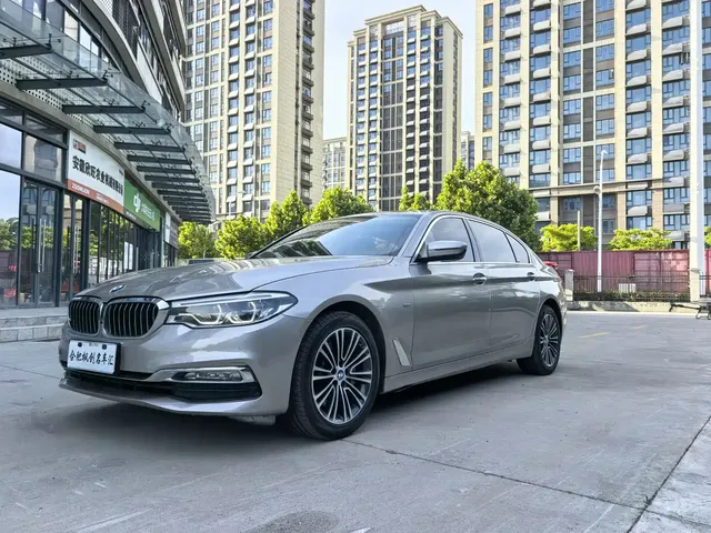 BMW 5 Series 2018 Facelift 530Li Exclusive Luxury Package