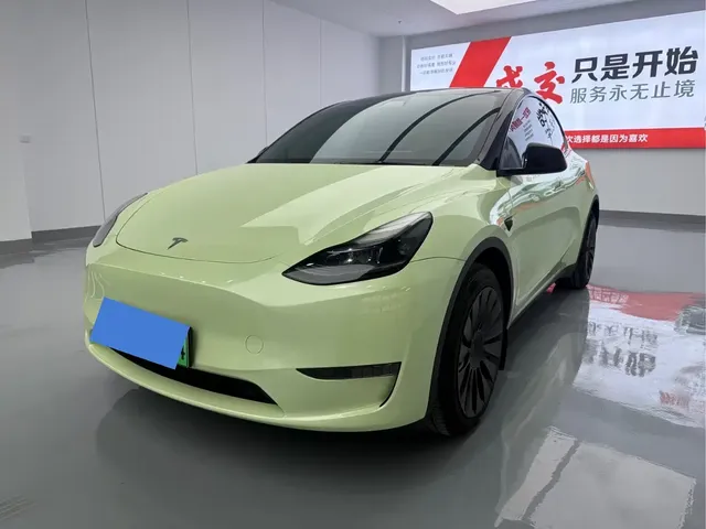 Tesla Model Y 2023 Long Range All-Wheel Drive Edition