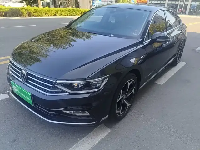 Volkswagen Magotan 2023 Model 2 Million Commemorative Edition 330TSI DSG Luxury