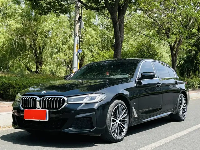 BMW 5 Series 2022 Facelift 530Li Leading M Sport Package