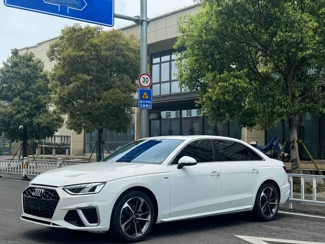 Audi A4L 2020 40 TFSI Fashion Dynamic Edition