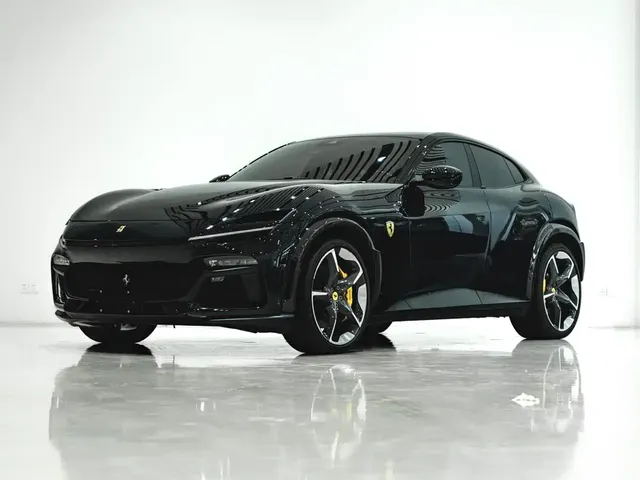 Ferrari Purosangue 2023 6.5L V12