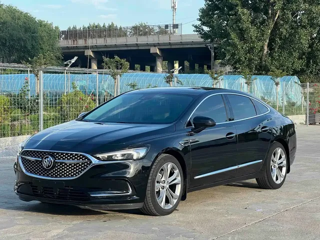Buick LaCrosse 2022 Avenir First Edition