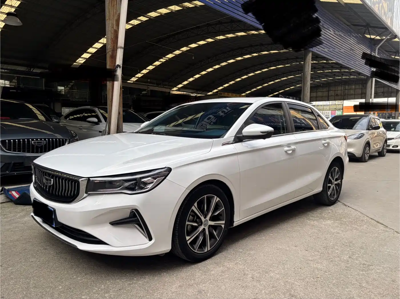 Geely Emgrand 2022 4th Generation 1.5L CVT Flagship