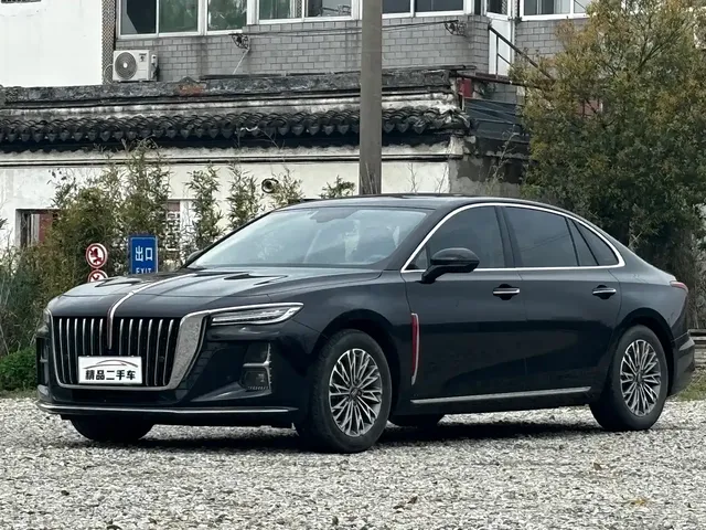Hongqi H5 2023 1.5T DCT Smart Connect Joy Edition
