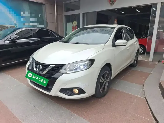Nissan Tiida 2020 1.6L CVT Smart Edition