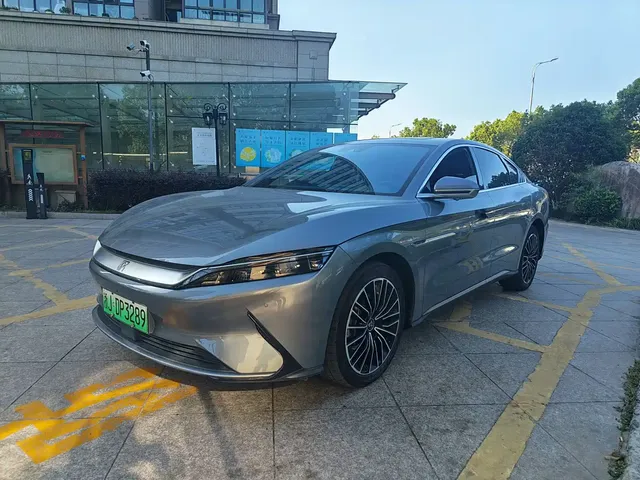 BYD Han 2021 EV Standard Range Luxury