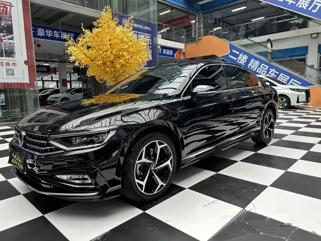 Volkswagen Magotan 2023 Model 2 Million Units Commemorative Edition 280TSI DSG Leading Version