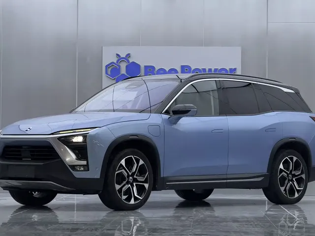 NIO ES8 2018 Founder Edition