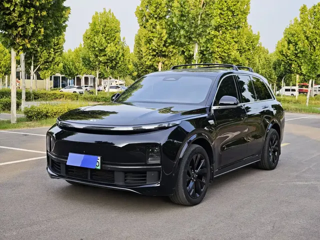 Li Auto Li L8 2023 Pro