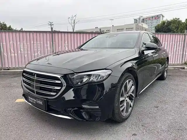 Mercedes-Benz E-Class 2024 E 300 L Fashion