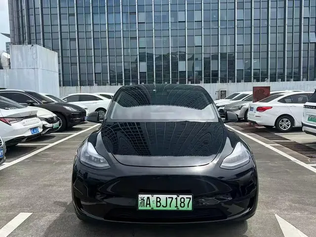 Tesla Model Y 2023 Rear-Wheel Drive Edition