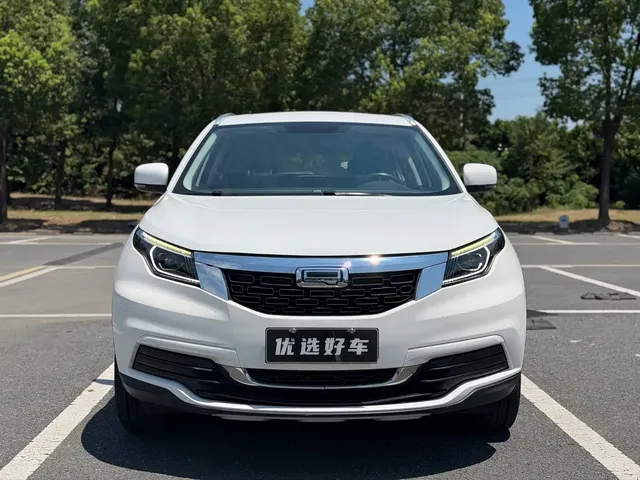 Qoros 5 2019 1.6T Automatic Zhiyun Internet (AliOS) Premium Edition
