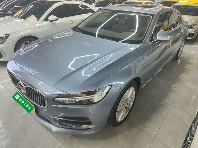 Volvo S90 2020 T5 Momentum Luxury Edition