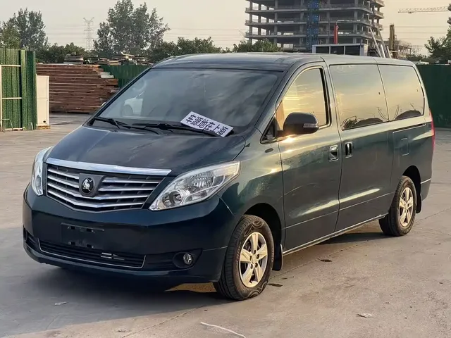 Dongfeng Fengxing Lingzhi PLUS 2022 Wagon 2.0L Manual Luxury 7-Seater