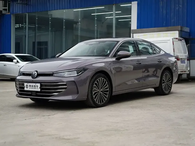 Volkswagen Passat 2025 Pro 380TSI Dragon Prestige Edition