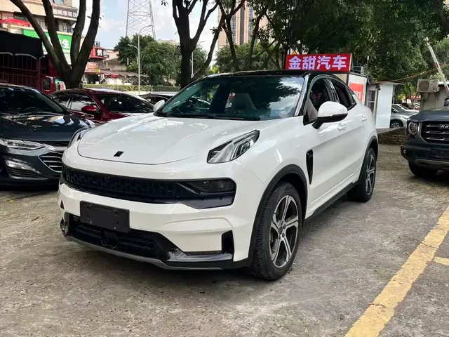 Lynk & Co 05 2020 2.0TD 2WD Shine Plus