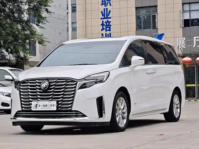 Buick GL8 2023 Avenir 4-Seater Luxury Edition