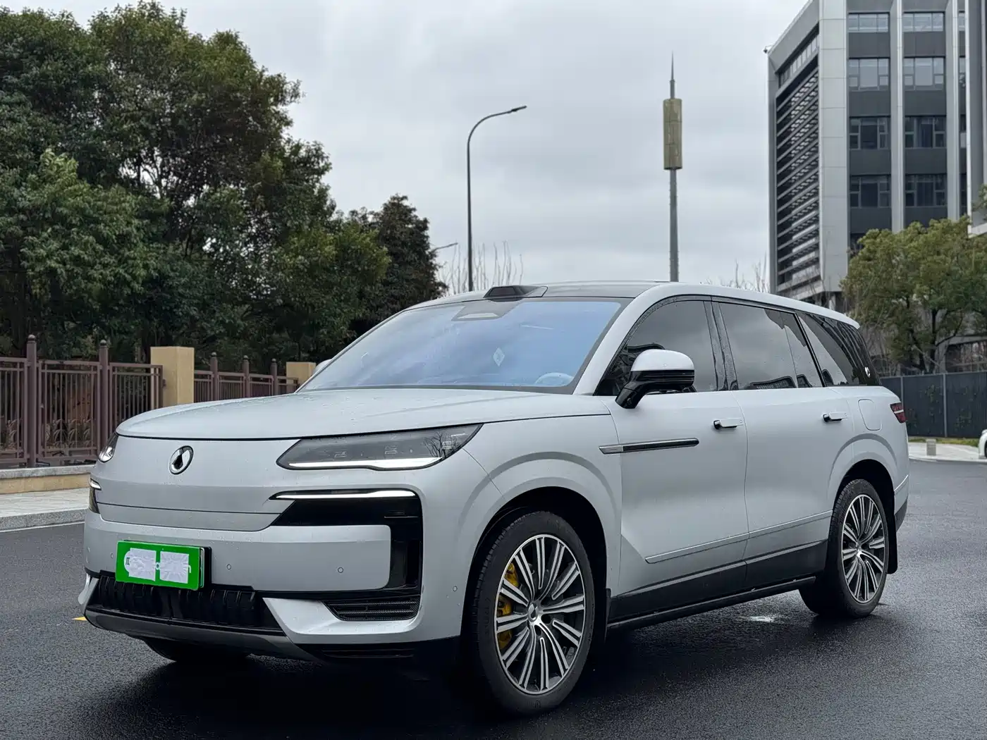 Denza N9 2025 Model Prestige Edition
