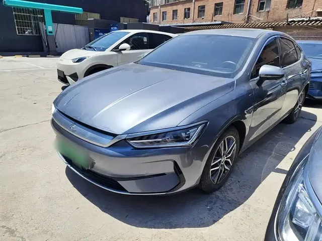 BYD Qin PLUS 2024 Glory Edition EV 420KM Surpass