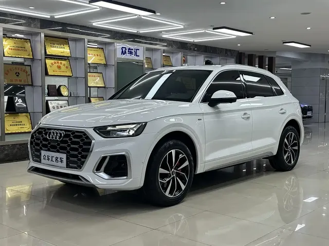 Audi Q5L 2022 40T Luxury Dynamic
