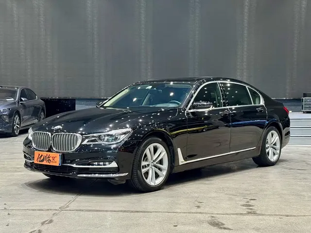 BMW 7 Series 2018 730Li Premium Type Excellence Package