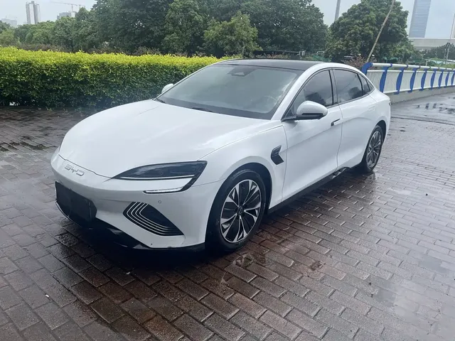 BYD Seal 2022 550km Standard Range RWD Elite