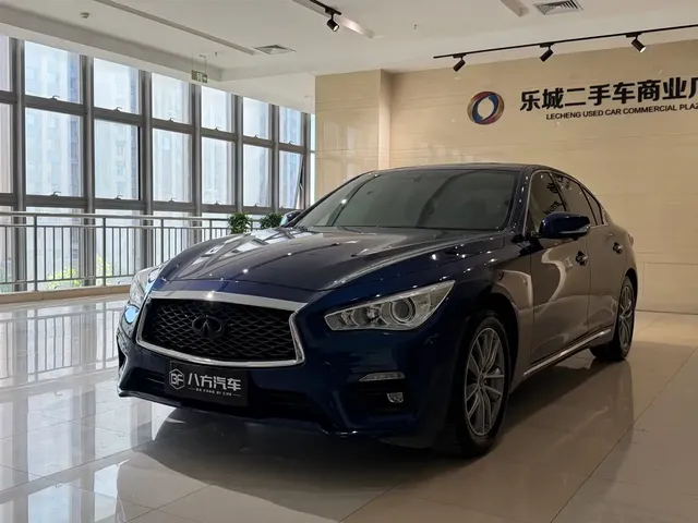 Infiniti Q50L 2018 2.0T Comfort Version China V