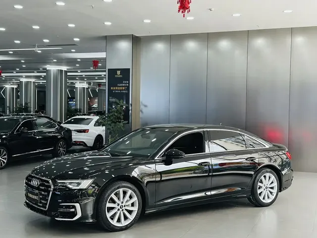 Audi A6L 2023 45 TFSI Premium Selection Dynamic