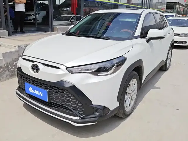 Toyota Frontlander 2022 2.0L CVT Leading Edition