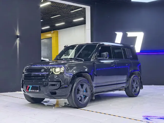 Land Rover Defender 2023 Model 110 3.0T P400 X-DYNAMIC HSE