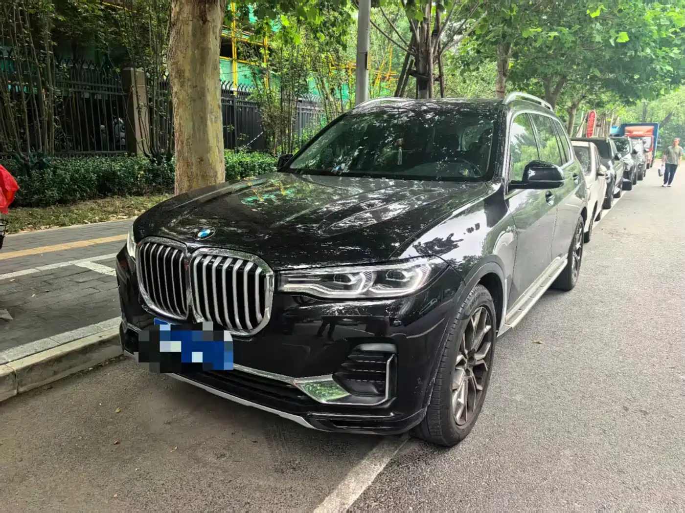 BMW X7 2022 xDrive40i Leading Luxury Package