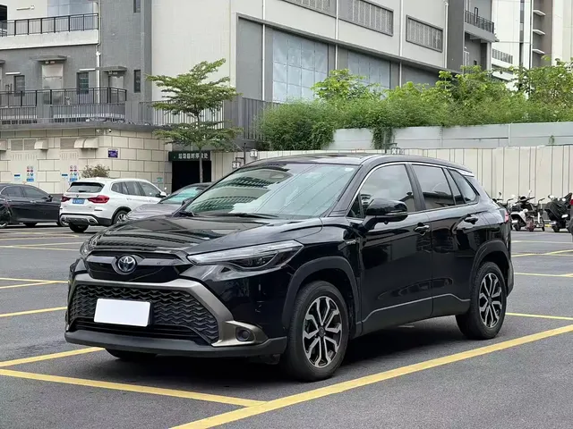 Toyota Frontlander 2023 2.0L Smart Hybrid Dual Engine Luxury Edition