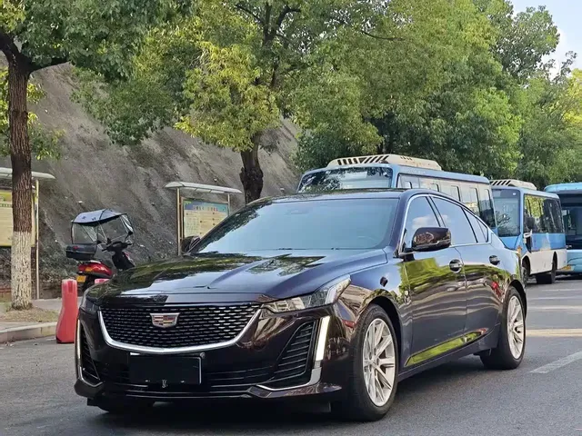 Cadillac CT5 2020 28T Fashion Model