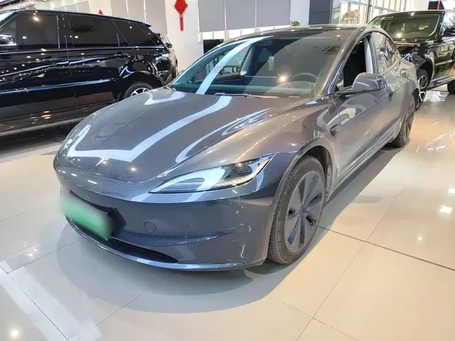 Tesla Model 3 2023 Rear-Wheel Drive