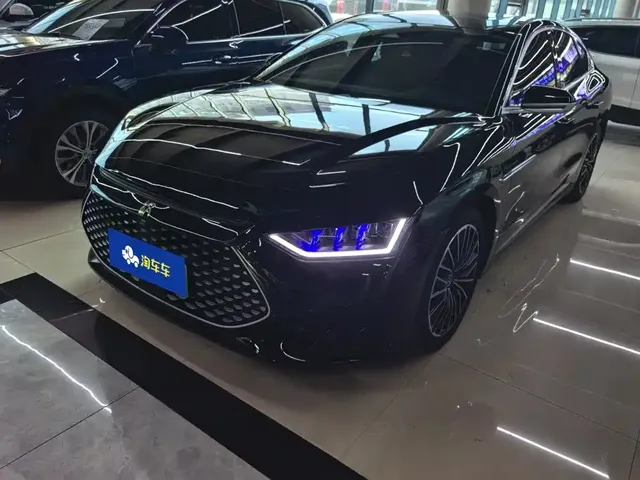 BYD Han 2022 DM-i 121KM Prestige