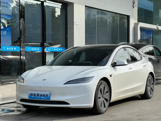 Tesla Model 3 2023 Rear-Wheel Drive