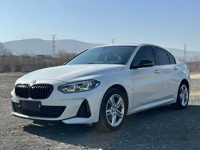 BMW 1 Series 2022 120i M Sport Shadow Edition