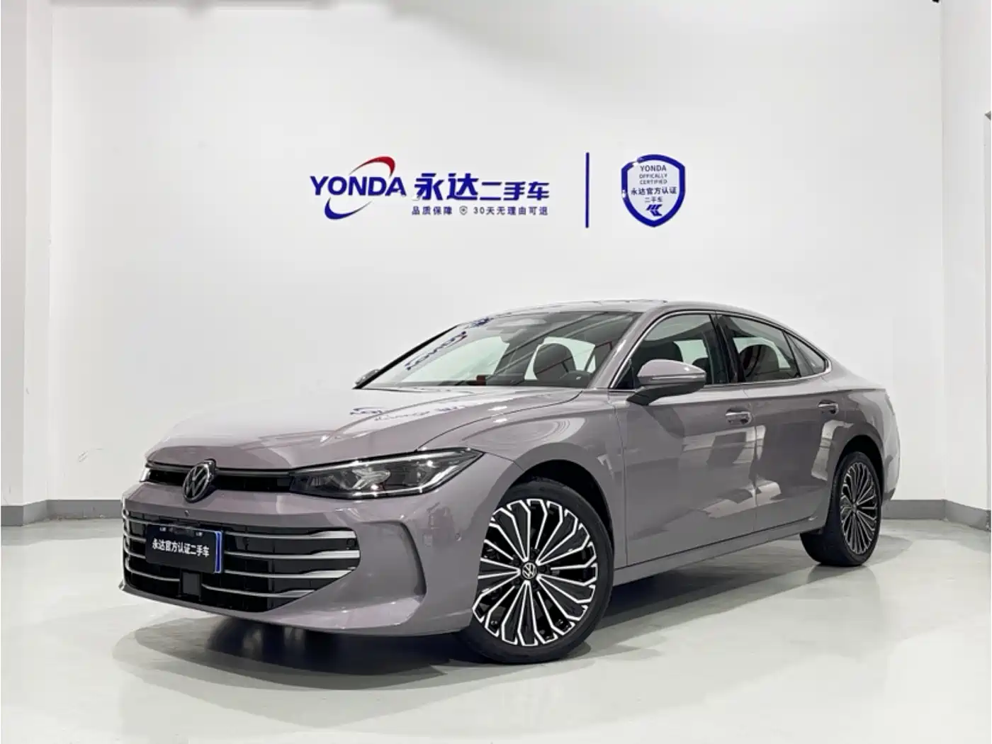 Volkswagen Passat 2025 Pro 380TSI Dragon Prestige Edition