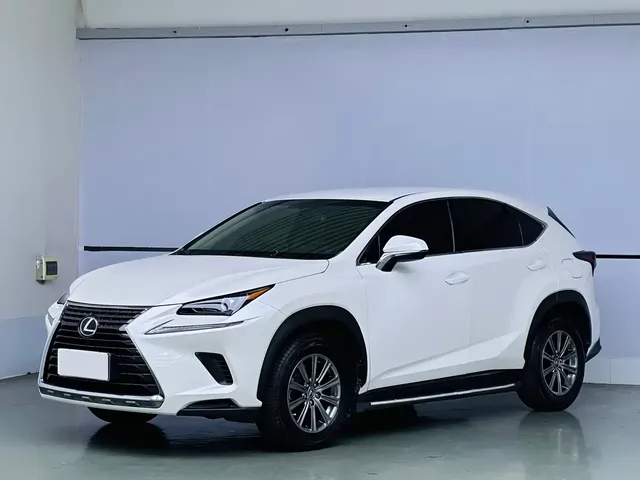 Lexus NX 2017 200 FWD Sharp Edition