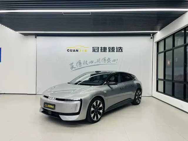 Audi E5 Sportback 2025 Model Base Version
