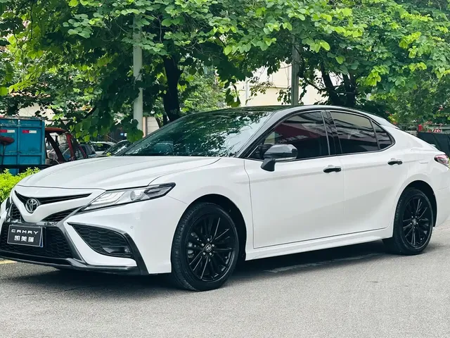 Toyota Camry 2023 2.5S Knight Edition